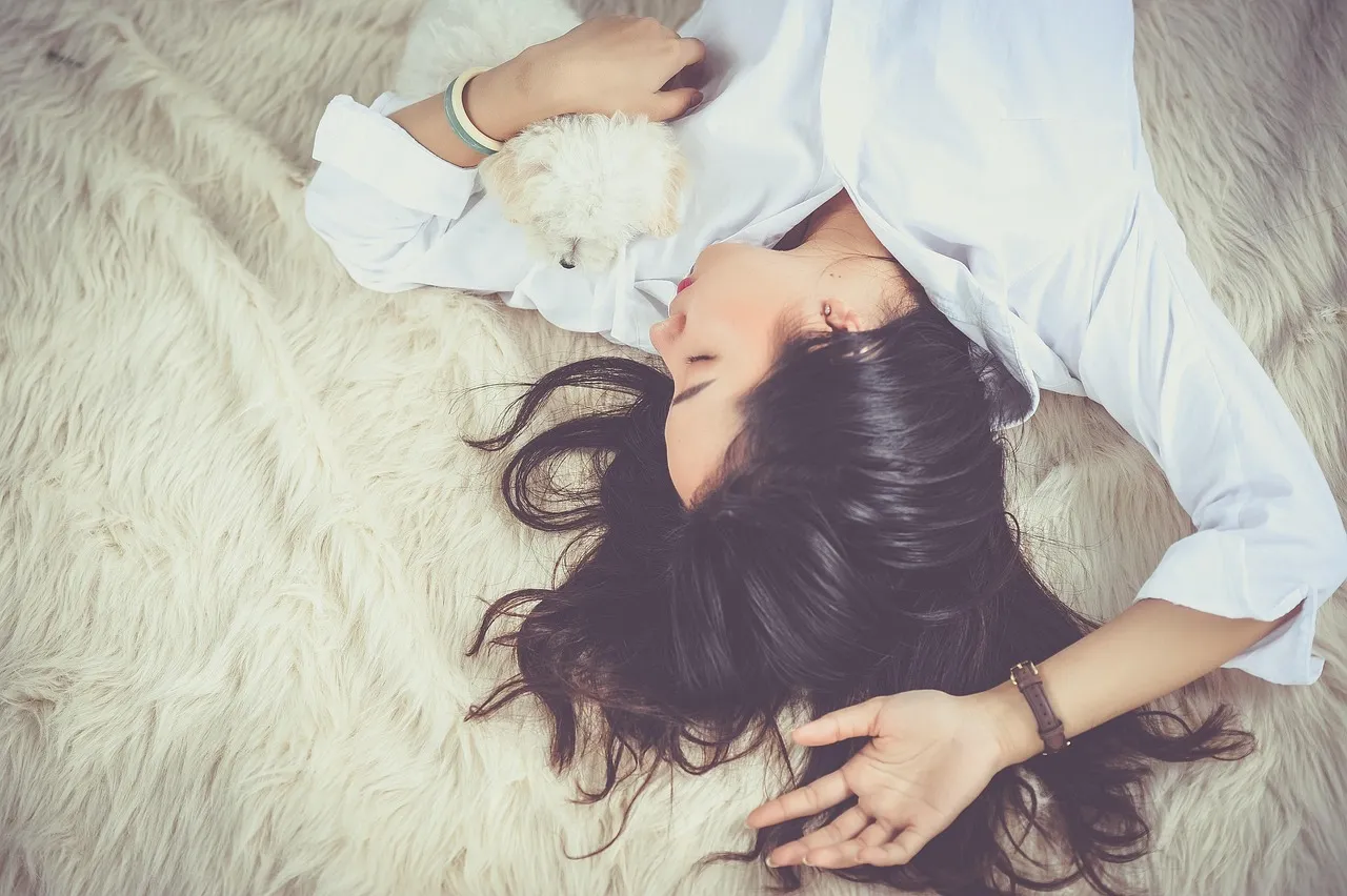 girl, sleep, lying down, animal, dog, pet, owner, asian, asian woman, young woman, upside down, asleep, sleeping, sleeping woman, female, woman, dreaming, portrait, resting, relax, dream