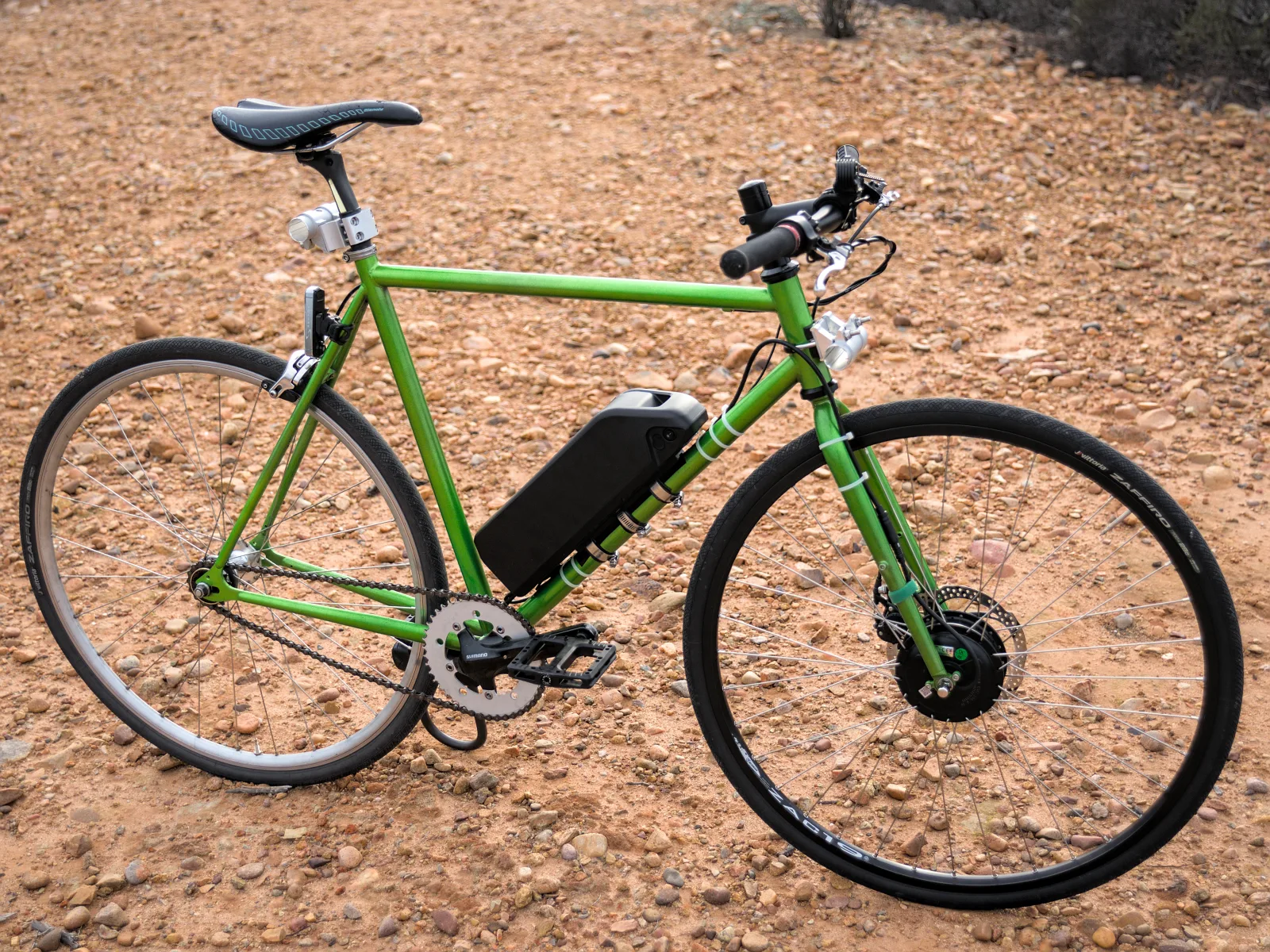 Windsor The Hour frame, Salsa Vaya fork, Grin Technologies G311 e-bike conversion kit.