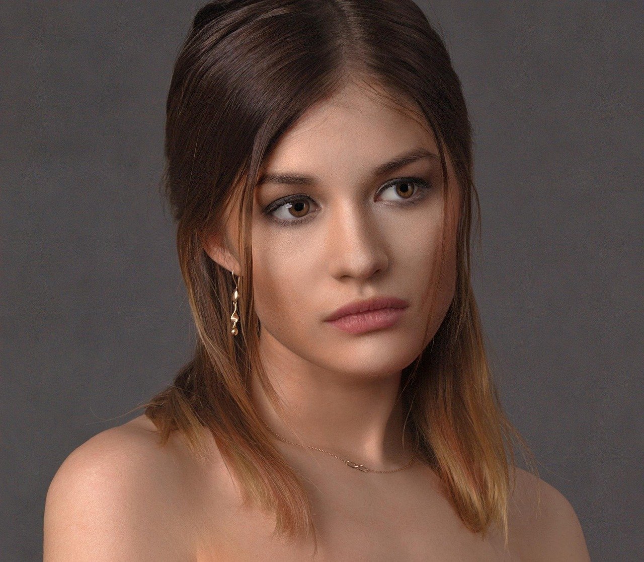 girl, sad, portrait, face, woman, makeup, cosmetics, brunette, brunette woman, young woman, sad girl, hairstyle, model, look, hair, unhappy