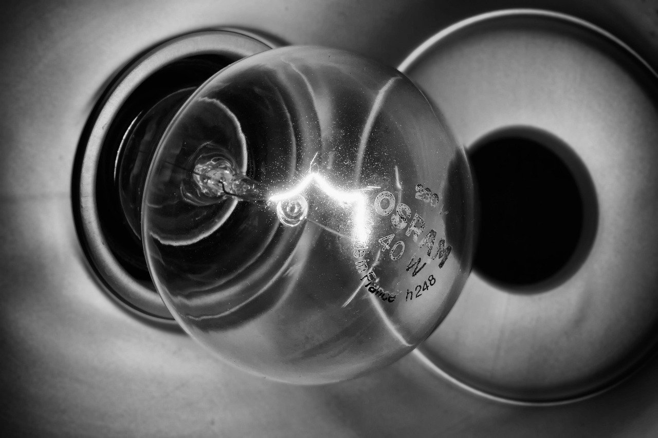light bulb, lamp, bulb, lighting, light, bright, glow wire, electric light, electricity, monochrome, light bulb, light bulb, light bulb, lamp, lamp, lamp, lamp, lamp, electricity, electricity, electricity, electricity