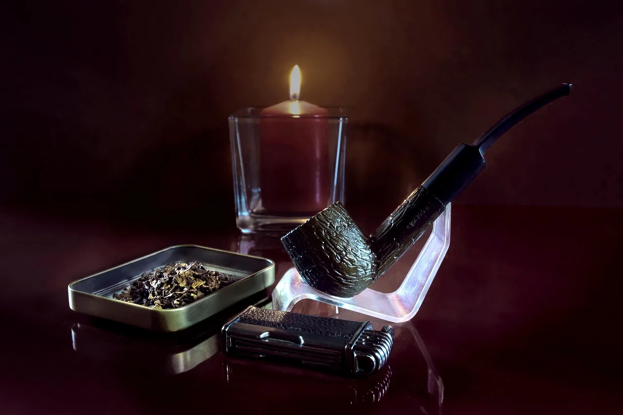 still life, pipe, tobacco, lighter, candle, glass, fire, smoke, stół, aroma, nauka, dark background, conversation, wieczór, memories, beard, captain, pirate, whiskey, kawa, herbata, still life, pipe, tobacco, whiskey, whiskey, whiskey, whiskey, whiskey