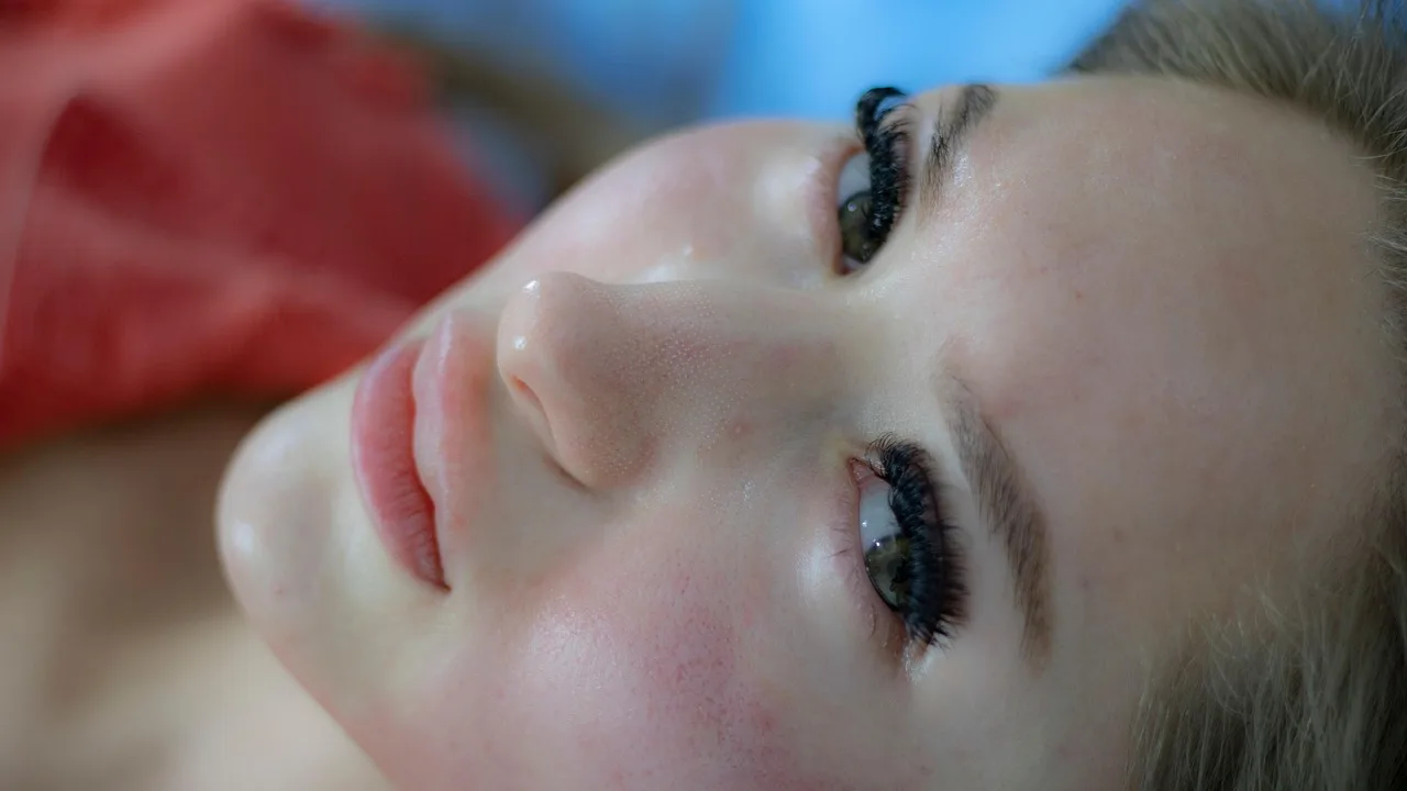 kobieta, skincare, zabieg na twarz, dermatologia, blizny po trądziku, skincare, dermatologia, dermatologia, dermatologia, dermatologia, dermatologia