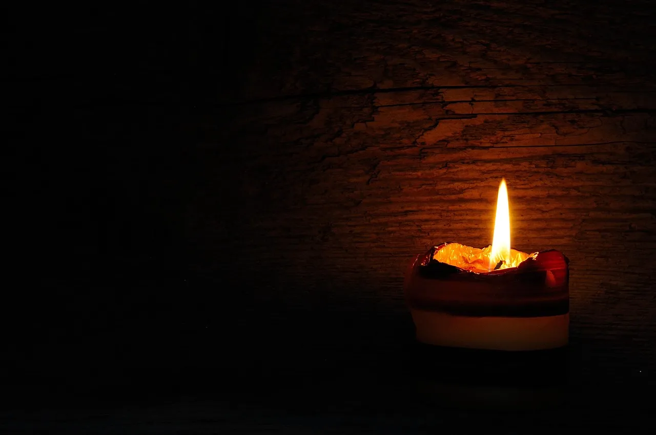 candle, flame, candlelight, wood, light, candle, candle, candle, candle, candle
