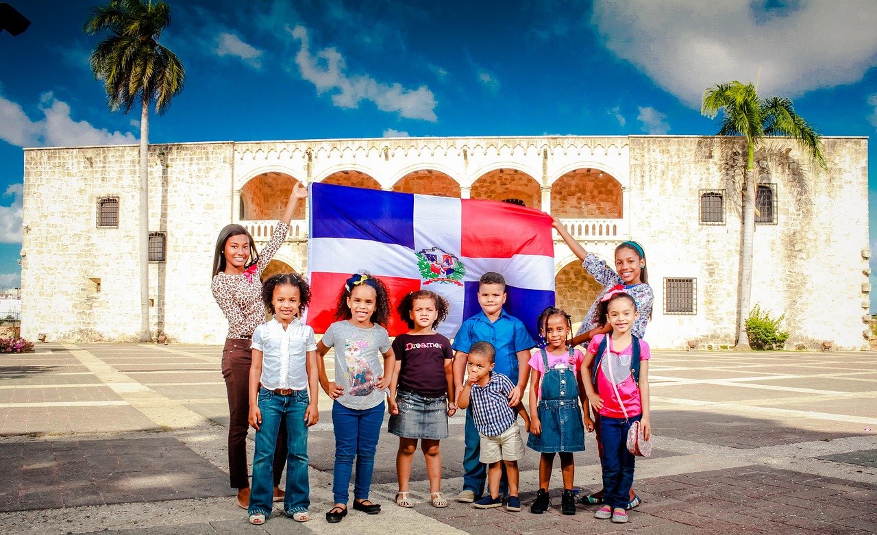 parents, family, kids, happiness, daughter, child, party, bebe, special moment, happy, mother, 15 years, family photo, breast arms, new born, mommy, potatos, marriage, kisses, portrait of the child, pregnancy, super mom, love, teenagers, little girl, holiday, friendship, brothers and sisters, sweetie, games, play, fun, smiles, people, original, republic, dominican, male and female, dominican republic, jungle, red with blue, colors, nature, caribbean, natural, happy birthday, tourism, stone, mambo rd, band, upper room, raymon tavarez, ponciano adjany, edgar winter, shepherds, leaders