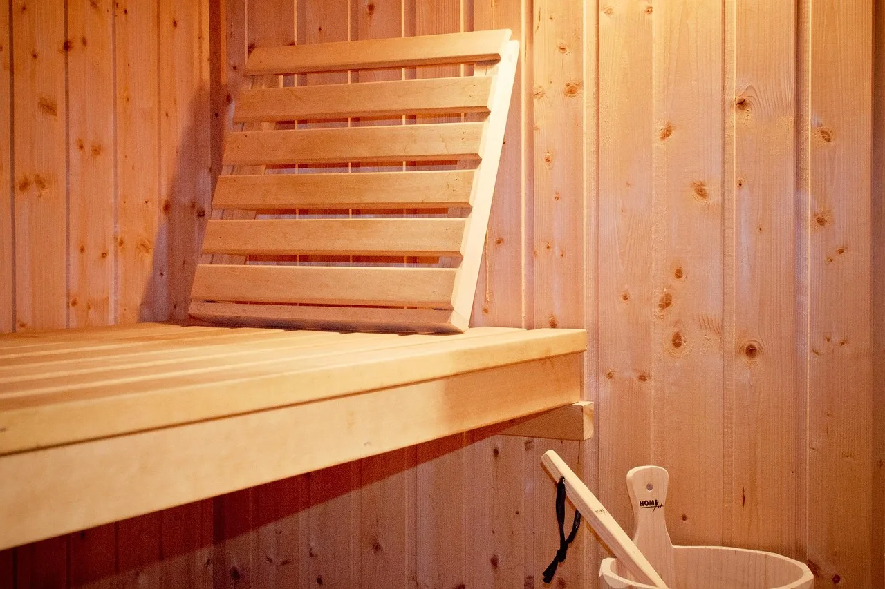 sauna, drewniane ławki, drewniana sauna, drewno, sauna fińska, fiński, weź saunę, drewniany mur, kąpiel potowa, ciepło, czas wolny, zrelaksować się, smacznego, sauna, sauna, sauna, sauna, sauna