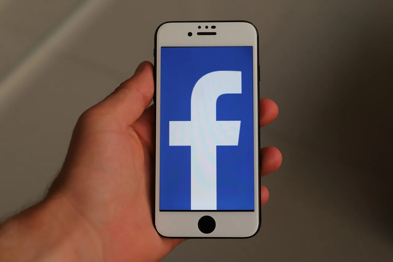 iphone, smartfon, social media, telefon, telefon komórkowy, ikona, wyświetlacz, aplikacja, sieci społecznych, internet, społeczne снэпчат, social media, social media, social media, social media, social media