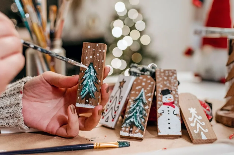 Create holiday cheer with hand-painted wooden Christmas ornaments. Perfect for festive crafting.