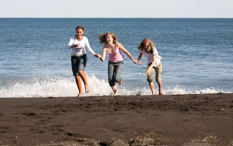 ocean, fala, niebo, beach, wybrzeże, plaża, morze, pejzaż morski, piasek, surfować, pacyfik, wiatr, wody, natura, dziewczyny, fale, sea view, krajobraz, pacific ocean, wind, girls, friends, lato, travelling, traveling, nature wonders