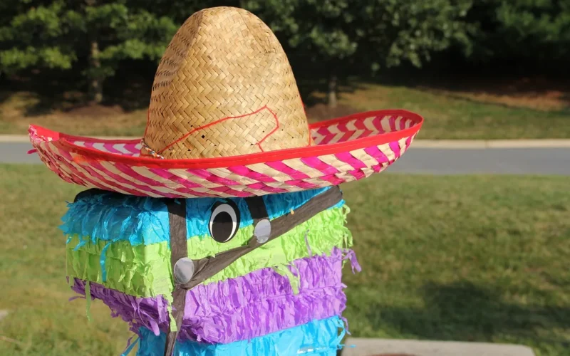 piniata, sombrero, fiesta, piniata, piniata, piniata, piniata, piniata