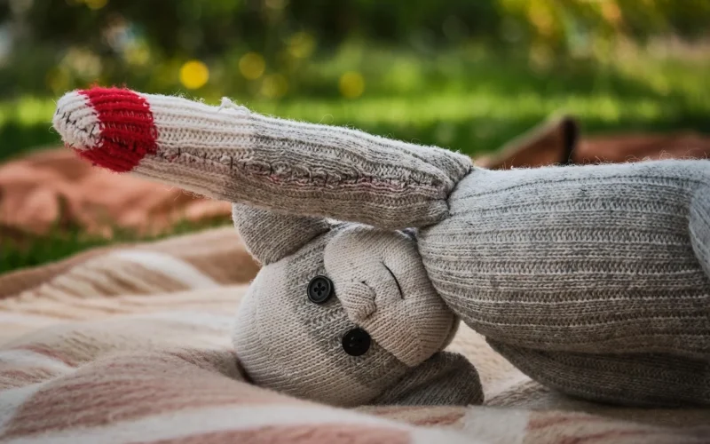sock monkey, skarpety małpa, przytulanka, wypchane zwierzę, zabawka, uroczy, dzieci, zabawki dzieci, zabawa