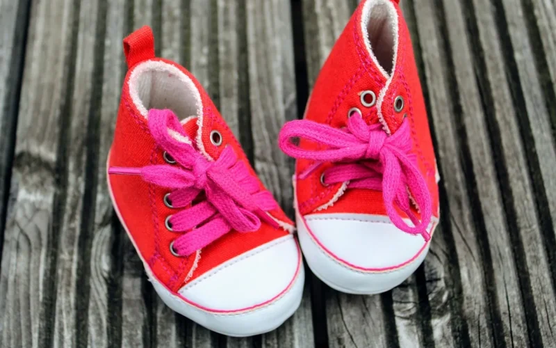 baby shoes, small, baby, ładny, charming, shoes, buty dla dzieci, dziewczynka, uroczy, birth, narodziny, czerwony