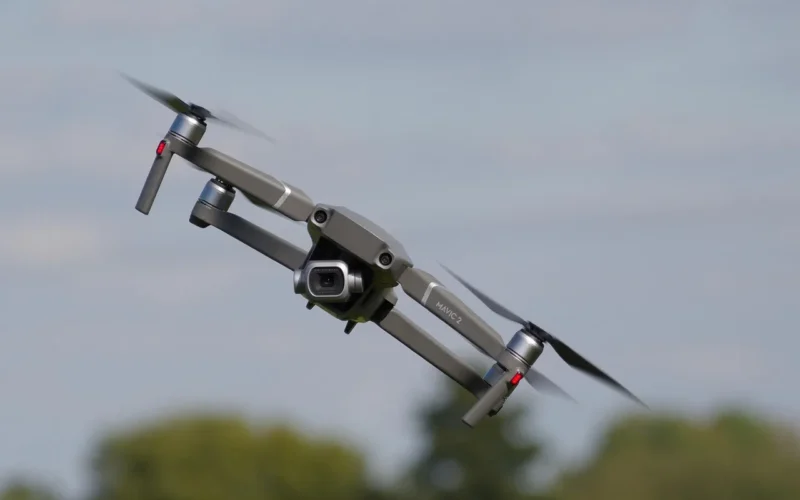 mavic 2, drone, dynamiczny, akcja, bokeh, zamazany, technologia, mavic, dji, pochylenia, nachylenie, ostry zakręt, natura, alsterska łąka, łąka, krajobraz, drone, drone, drone, drone, drone, dji