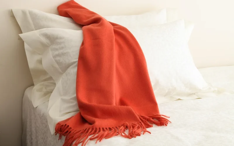 szalik, pashmina, bed, sheet, poduszka, sypialnie
