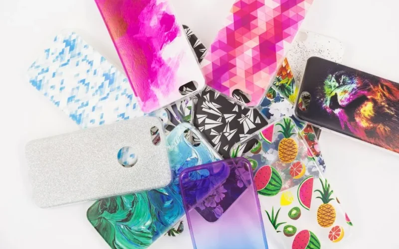 Colorful and decorative phone cases in various patterns and designs.