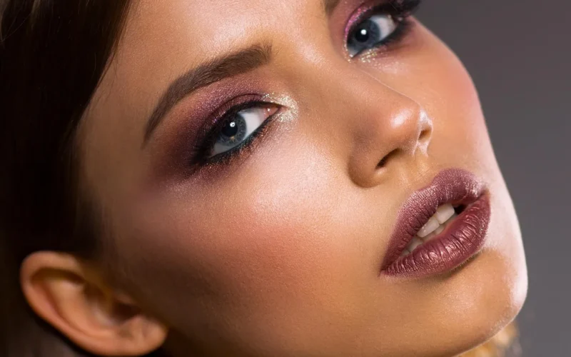 kobieta, portret, twarz, skóra, makijaż, moda, oczy, popatrz, uwodzicielski, zmysłowy, usta, osoba, model, dziewczynka, młody, dorosły, przepych, płeć żeńska, piękny, elegancja, skincare, kobieta, kobieta, twarz, twarz, twarz, twarz, twarz, makijaż, makijaż, makijaż, usta